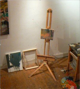 Easel